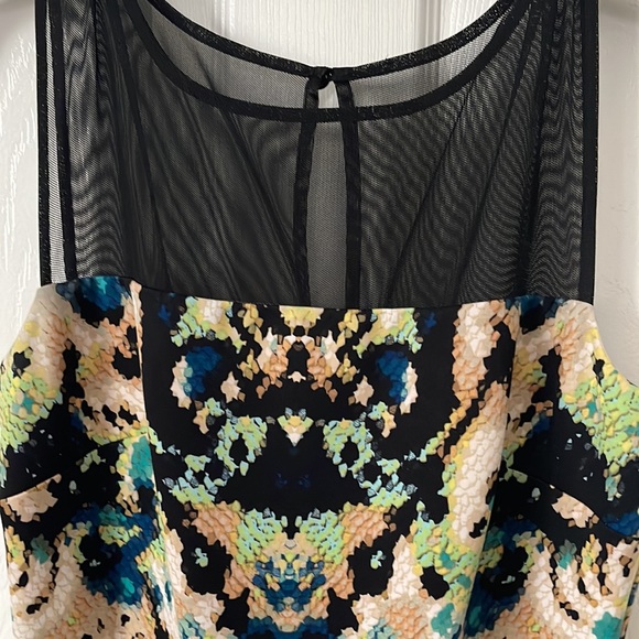 Sexy Bodycon Midi dress. - Picture 7 of 7